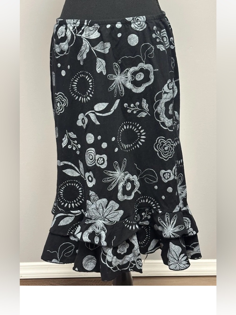 Fresh Produce Floral Cotton Knit Pull On Maxi Skirt Size M